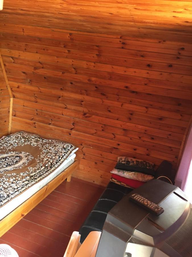 Номера В Деревянных Домиках Hotel Fontanka Ngoại thất bức ảnh